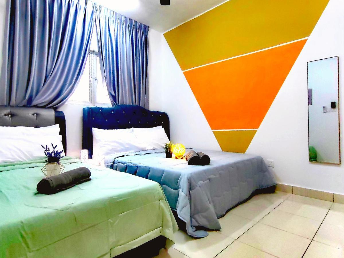 Alanis Residence 7 Pax @ Sepang Klia Kota Warisan ภายนอก รูปภาพ