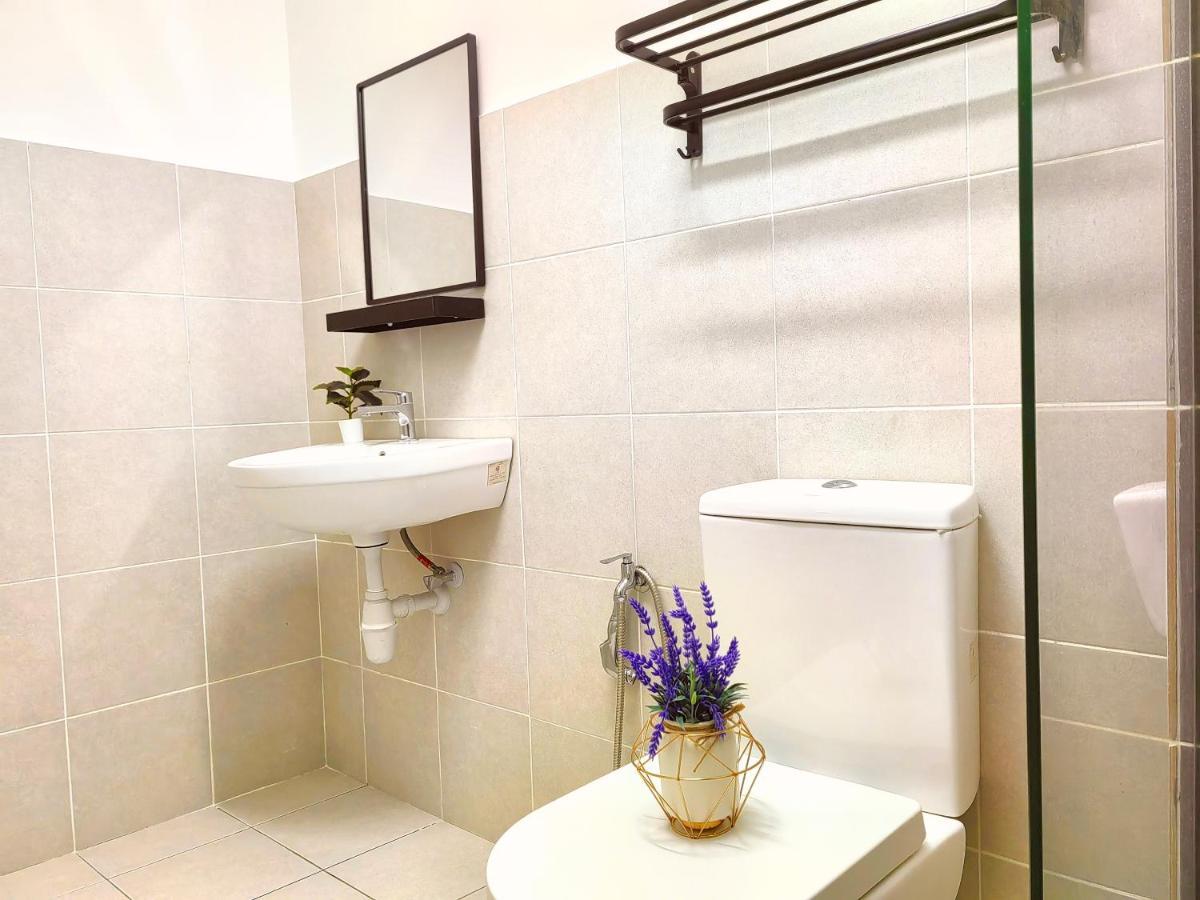 Alanis Residence 7 Pax @ Sepang Klia Kota Warisan ภายนอก รูปภาพ